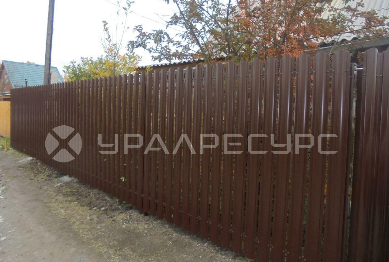 Ограждение из евро штакетника в пос. Еланцы.
